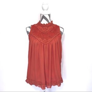A Dip of Darling-Sleeveless Blouse-Lacey.EUC-Sz Small